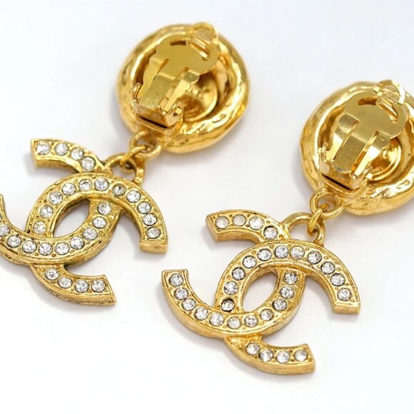 CHANEL CC Logos Rhinestone Round Drop Earrings Gold Tone Auth w/Box c11280 - Picture 3 of 7